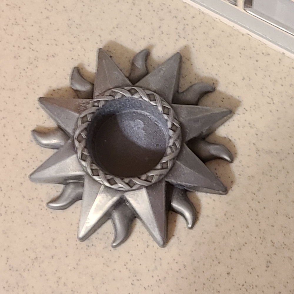 Unique Vintage Silver Sunburst Candle Holder - Picture 3 of 7